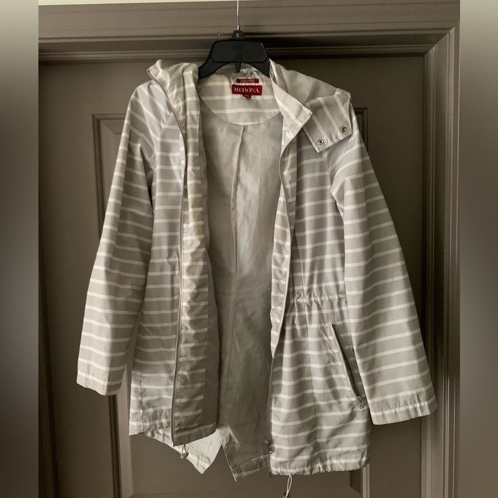 Merona Light Gray & White Striped Hooded Water-Resistant Jacket